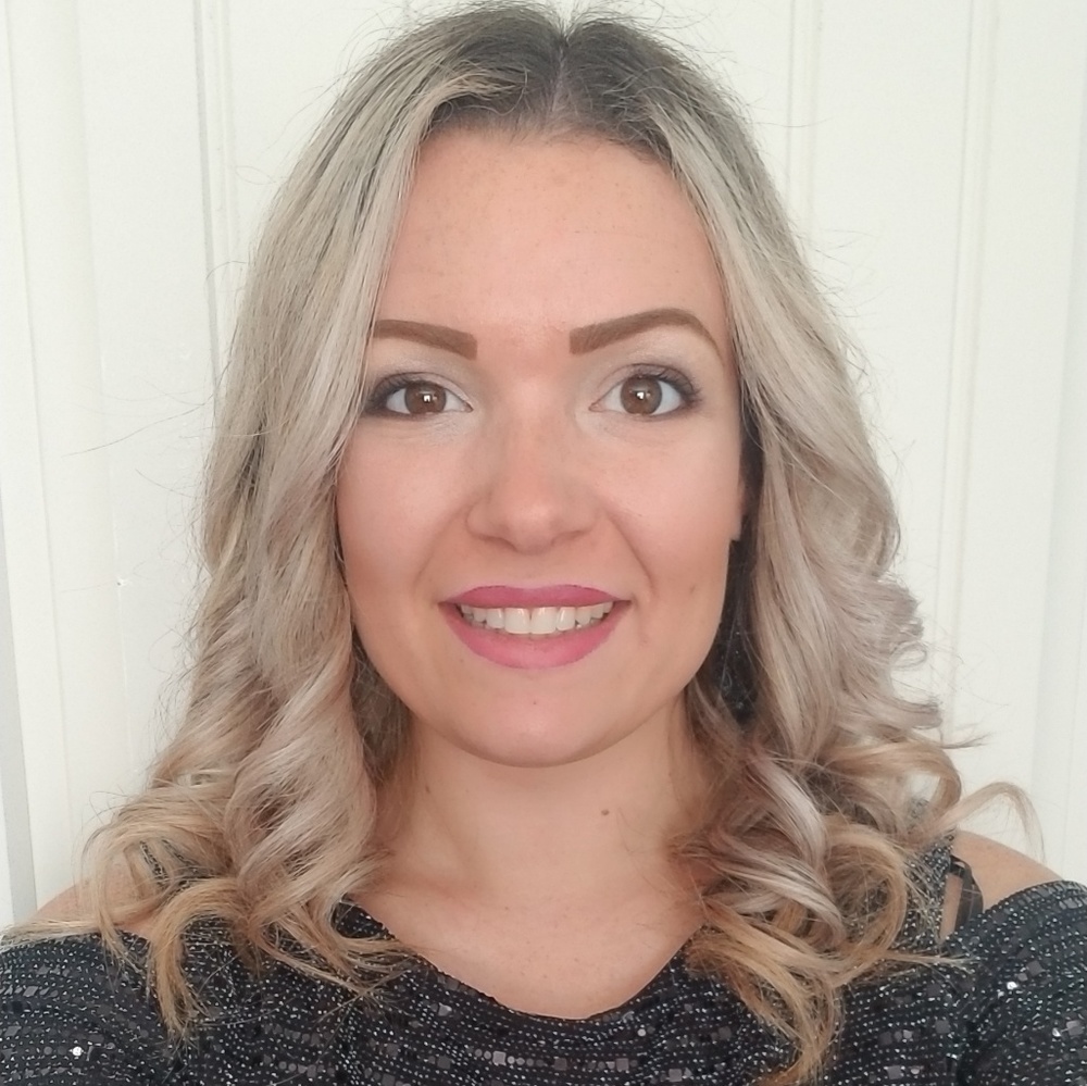 Meet your Posher, Nicole-Marie